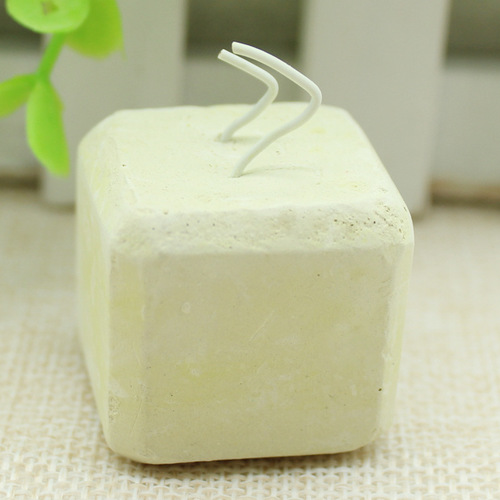 Factory direct sales cube pet hamster molar stone chinchilla squirrel rabbit parrot calcium molar stone 6