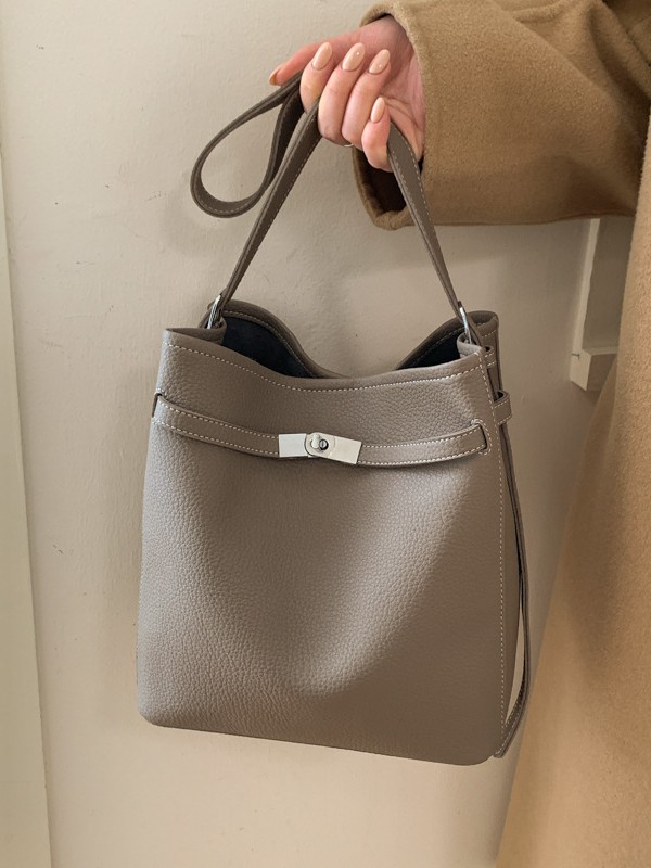 Alta sensación de nicho coreano bolso de mujer venta caliente nuevo lujo ligero moda gran capacidad mochila de hombro