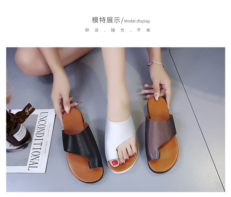 2021 Summer new thick-soled flip-flops, European and American large-sized low-toe leopard print women's slippers, size 43 for export wholesale Item Picture