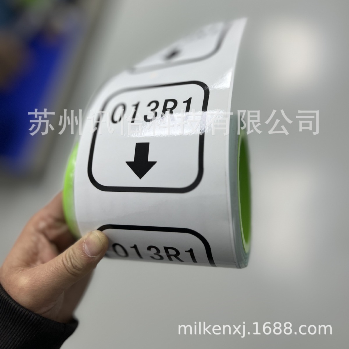 FASSON SY0059亮白PET标签50u不干胶铭牌商标纸-覆膜焦点铭版标贴