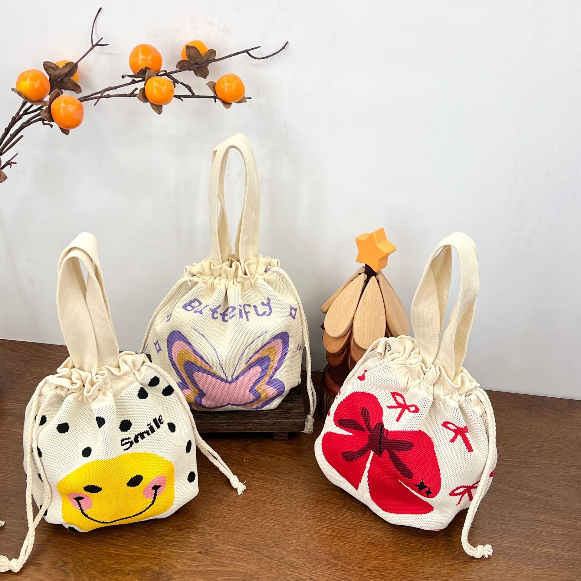Cute universal design knitted purse