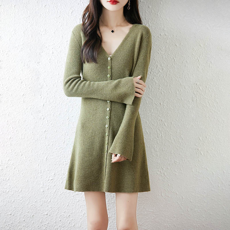 American-Style Deep V-Neck Single-Breasted Long-Sleeve Slim Wool Dress for Women, Waist-Cinching, Slimming, Solid Color A-Line Knitted Short Dress