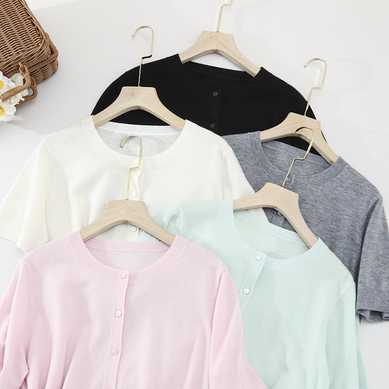 2026 New Product, All-Season Wearable Top, 16-Gauge Fine-Spun All-Wool, Round-Neck Short-Sleeve Knit Cardigan Outerwear