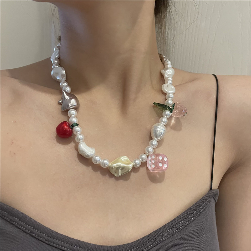 Bohemian Style Painted Stone Crystal Pearl Beaded Necklace Wholesale Nihaojewelry display picture 4