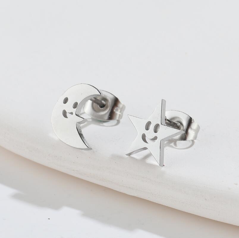 1 Pair Simple Style Star Moon Stainless Steel Ear Studs display picture 6