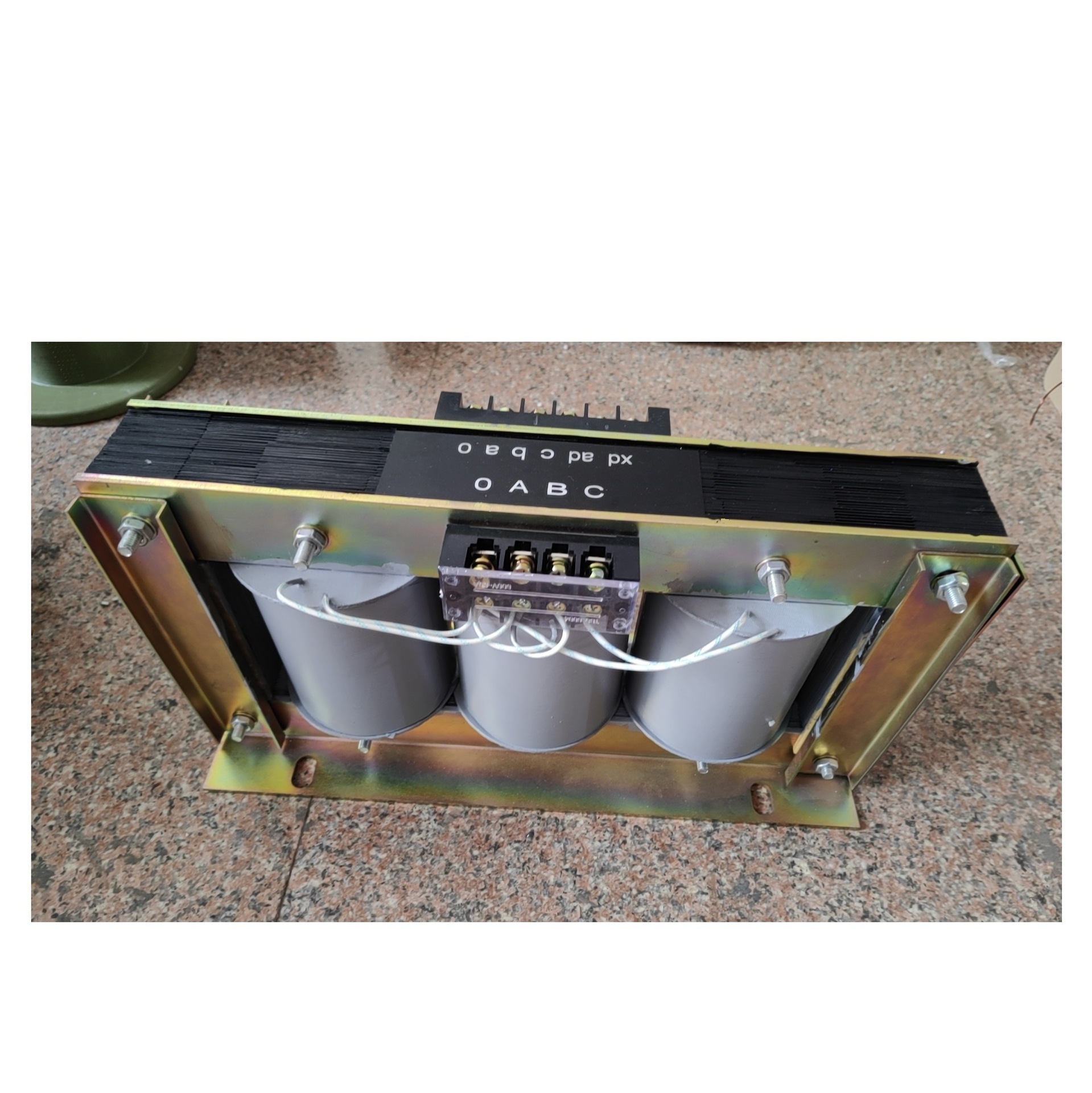 电压互感器JSGW-0.5 380/100V 400V/110V 准确级0.2 容量10VA