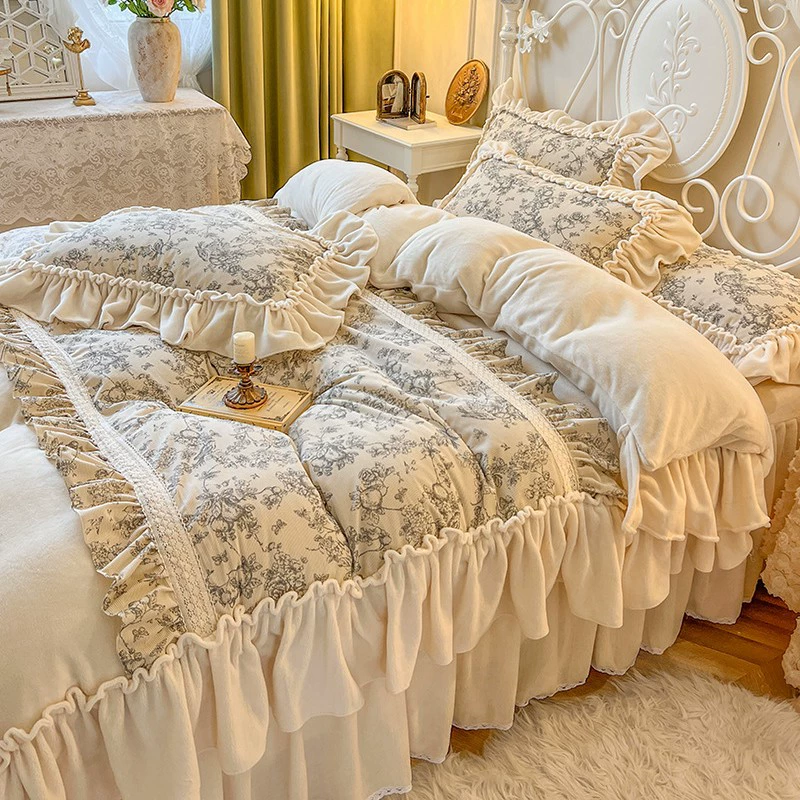 Французский идиллический цветочный молочный бархат