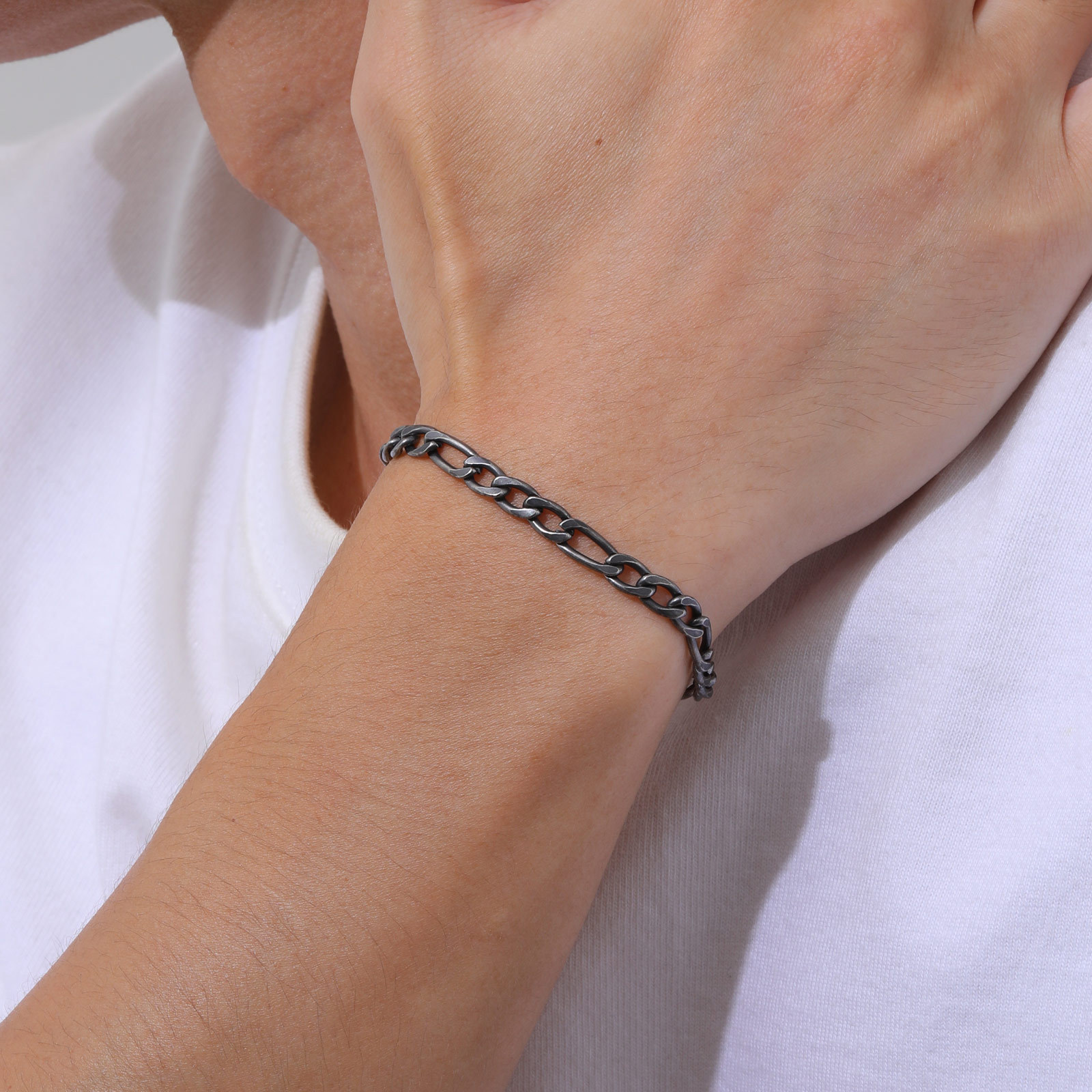 22g Weight Chain Bracelet Classification 201 Stainless Steel Chain Material figaro chain Chain Type 1 Piece Quantity Holiday, Daily Occasion 201 Stainless Steel Material Solid Color Pattern All Seasons Season Men's Gender Hip-Hop, Vintage Style Style Hip-Hop Vintage Style Solid Color 201 Stainless Steel Men's Chain Bracelet Men's Chain Bracelets 7