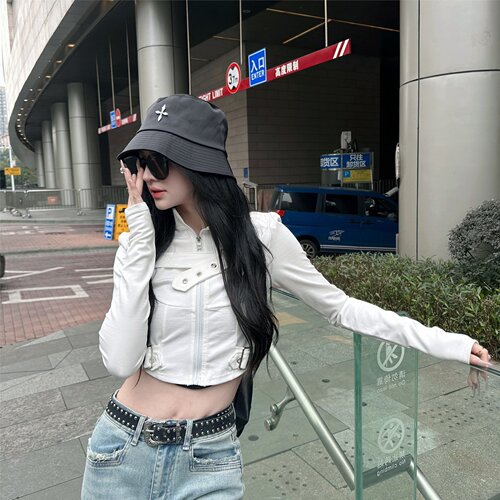 Metal fastener strap long sleeve women's turtleneck sweet cool niche spring and autumn season spicy girl open jacket zipper 2025