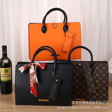 义乌现货双支红酒手提袋批发折叠红酒皮袋通用酒袋便捷葡萄酒礼袋