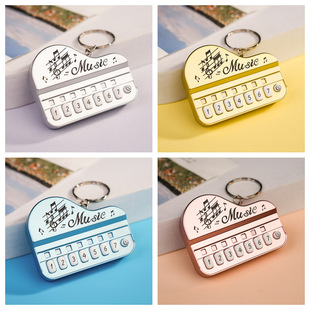 Cross-border New Handheld Mini Electronic Organ Keychain Pendant Playing Music Pronunciation Small Piano Electronic Game Machine