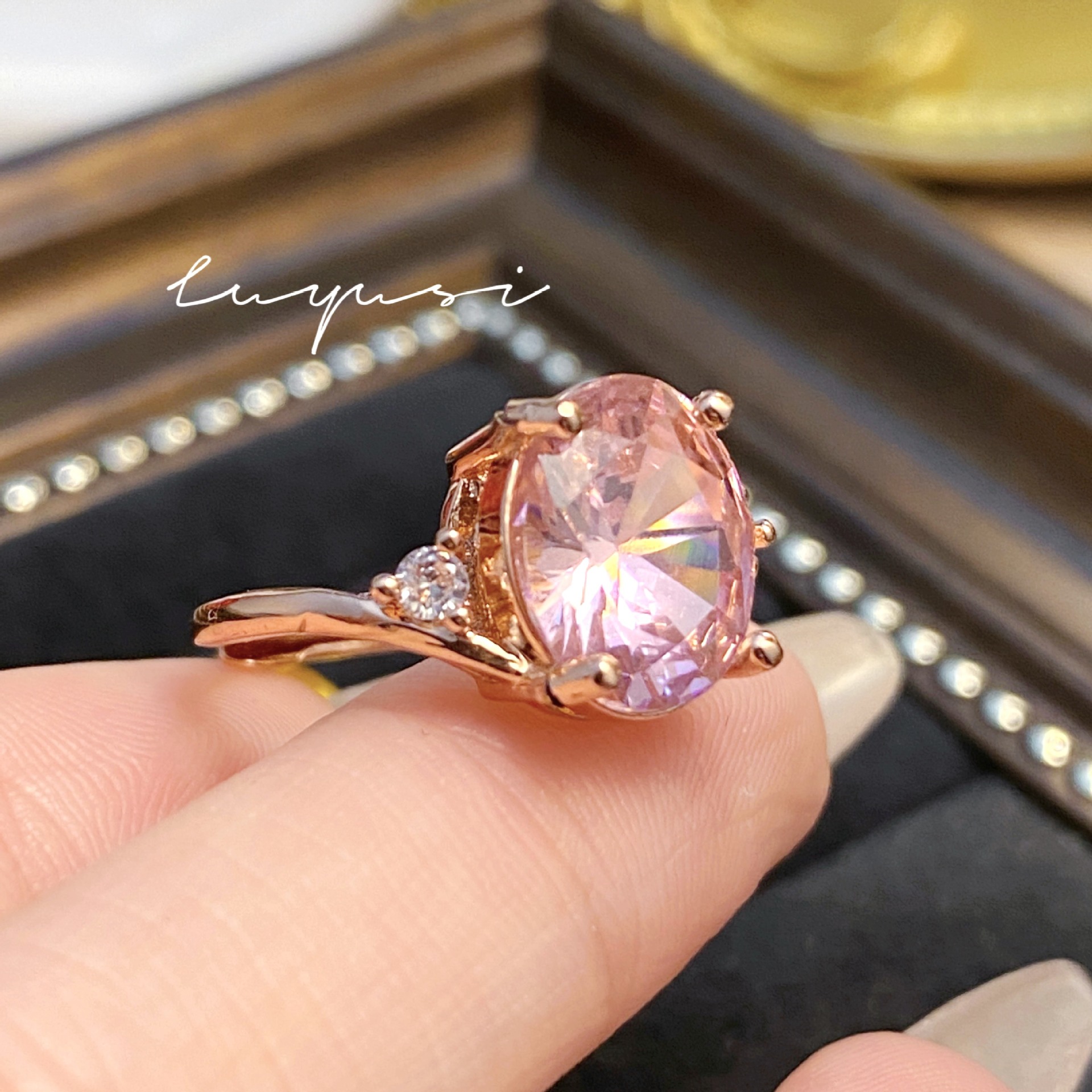 Luxury Garnet Ring Rose Gold Plated Red Gemstone Ring For Women_voghion.com