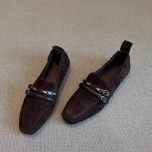 Ӣ���L�͹��T�С���^һ�_�Ř���Ь2025��ʽͨ�ڴָ�������СƤЬ