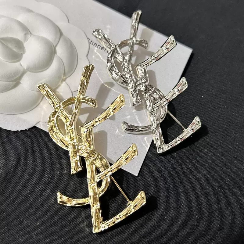 欧美杨树林胸针竹节别针字母百搭不规则针扣搭配大衣包包合金配饰