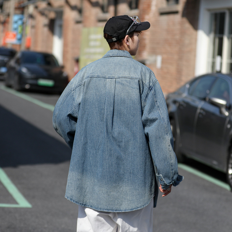 Camicia in denim a righe con effetto sfumato da uomo, stile vintage americano, vestibilità ampia, giacca casual versatile per ragazzi._voghion.com