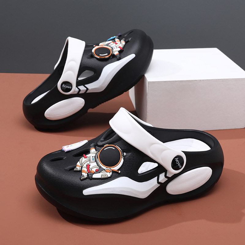 Children's Cave Shoes Boys Slippers Girls Summer New Non-slip Large Children's Sandals Baby Sandals Boys Beach Shoes Children's Cave Shoes Boys Slippers Girls Summer New Non-slip Large Children's Sandals Baby Sandals Boys Beach Shoes