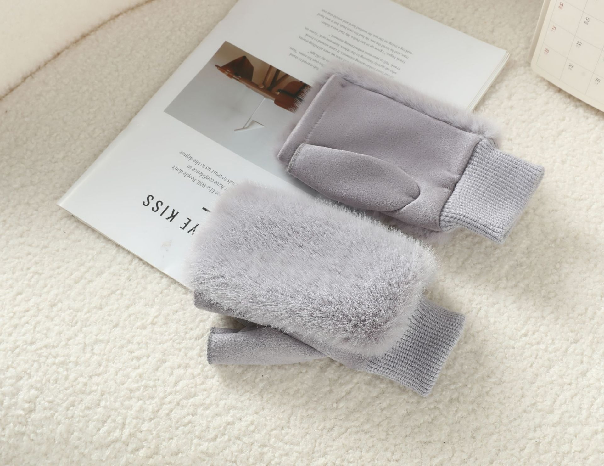 Invierno guantes de pelo de conejo de mitad de dedo femenino de peluche engrosado y veludo para montar calentado a prueba de frío de color sólido sin mangas de dedo