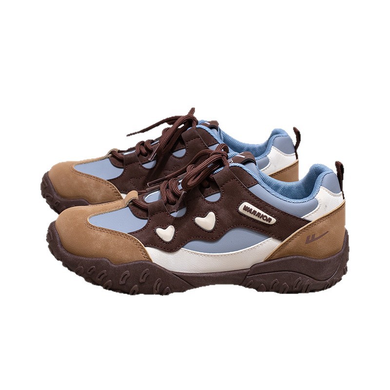 Zapatos casuales retro retro de color de otoño nuevos productos de moda, zapatos de entrenamiento alemán, dulces zapatos de alto valor para estudiantes