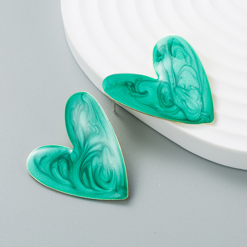 Fashion Alloy Drop Oil Heart-shaped Earrings Female New Candy Color Earrings display picture 4