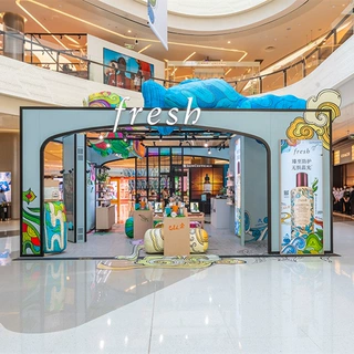 护肤品快闪店设计搭建促销打折季快闪店制作厂家
