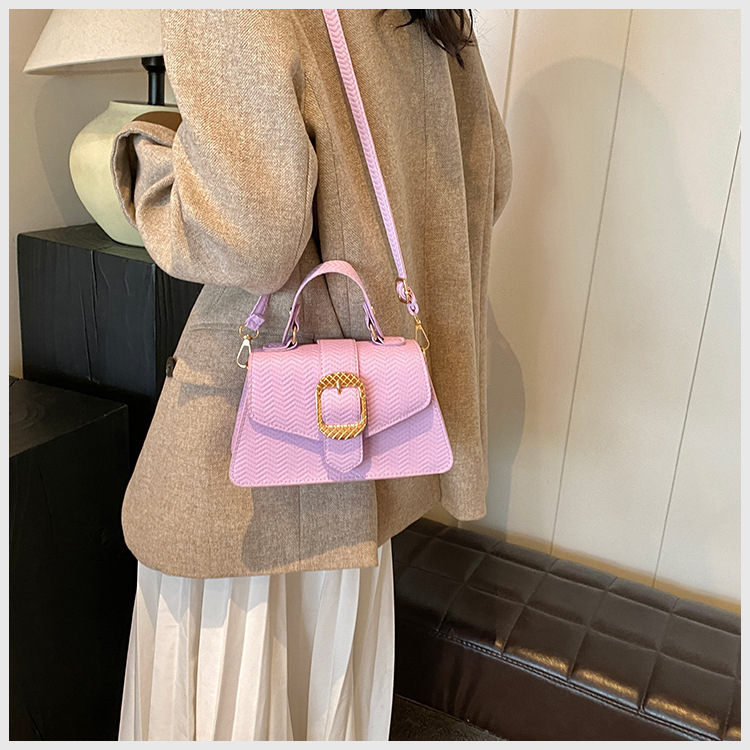 Cross-border wholesale niche design commuter crossbody bag for women 2024, fashionable and versatile women's single-shoulder armpit small square bag undefined