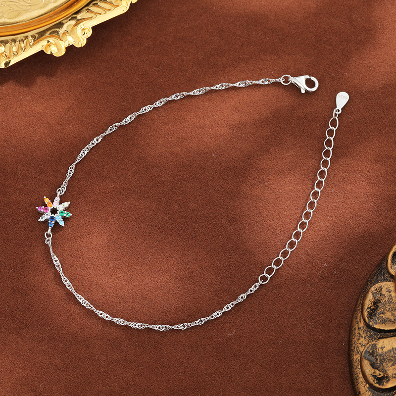 Pulsera de circón de color de plata de ley 925 para mujer, diseño de nicho de lujo ligero de verano, estrella, sentido avanzado, accesorios de mano de ins para novia