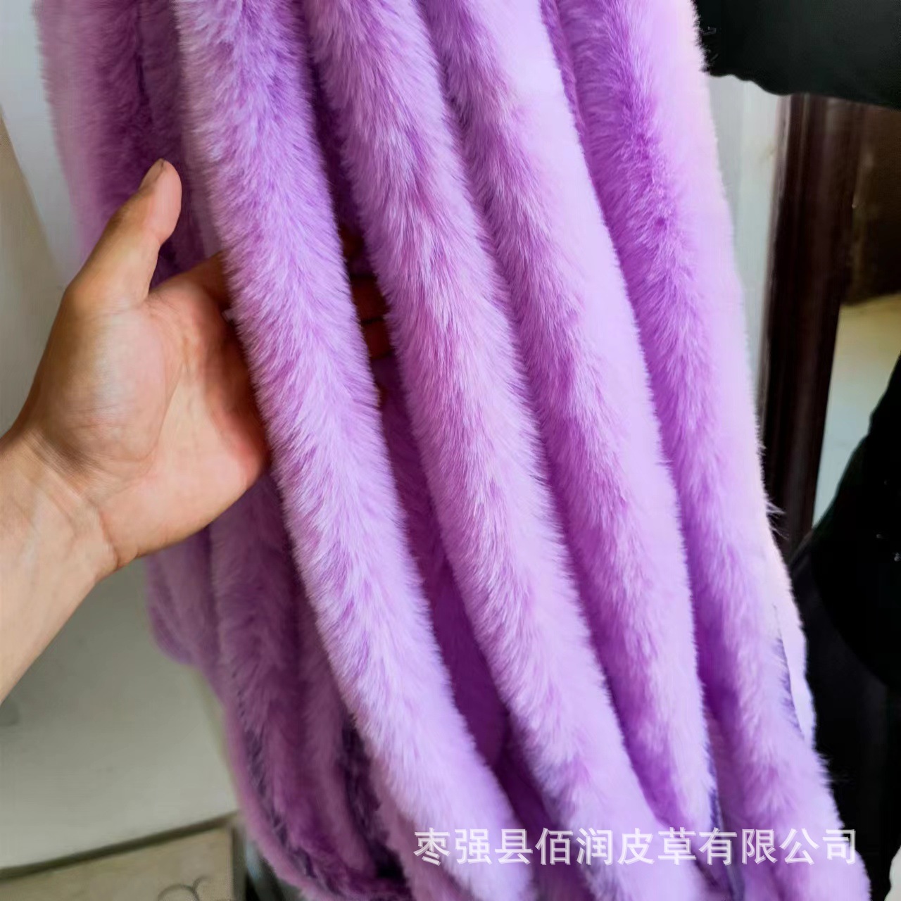 Tiras de imitación de piel de conejo al por mayor para trajes Tang y Hanfu, materiales de bricolaje para ribetes, tiras para sombreros y prendas de vestir, cuellos de piel sintética.
