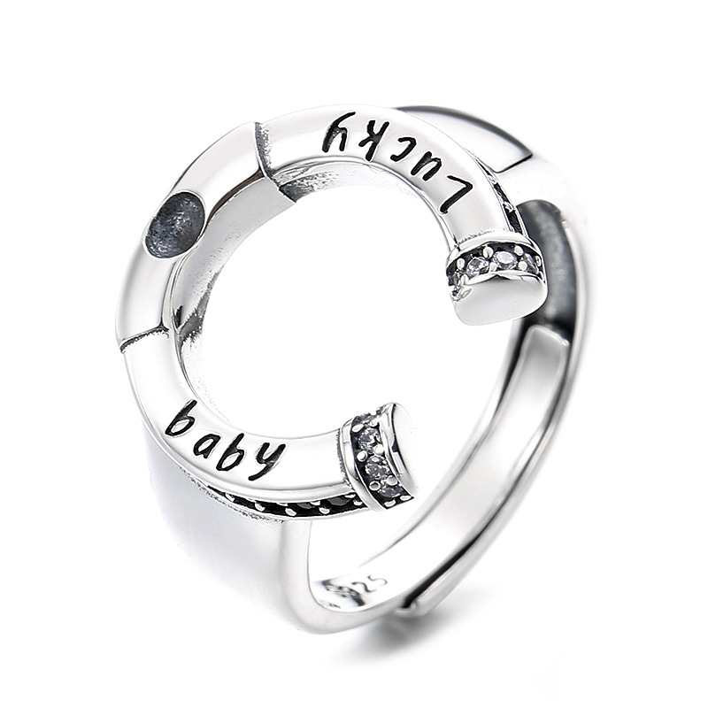 Retro fashionable creative design trend one size ring with letters