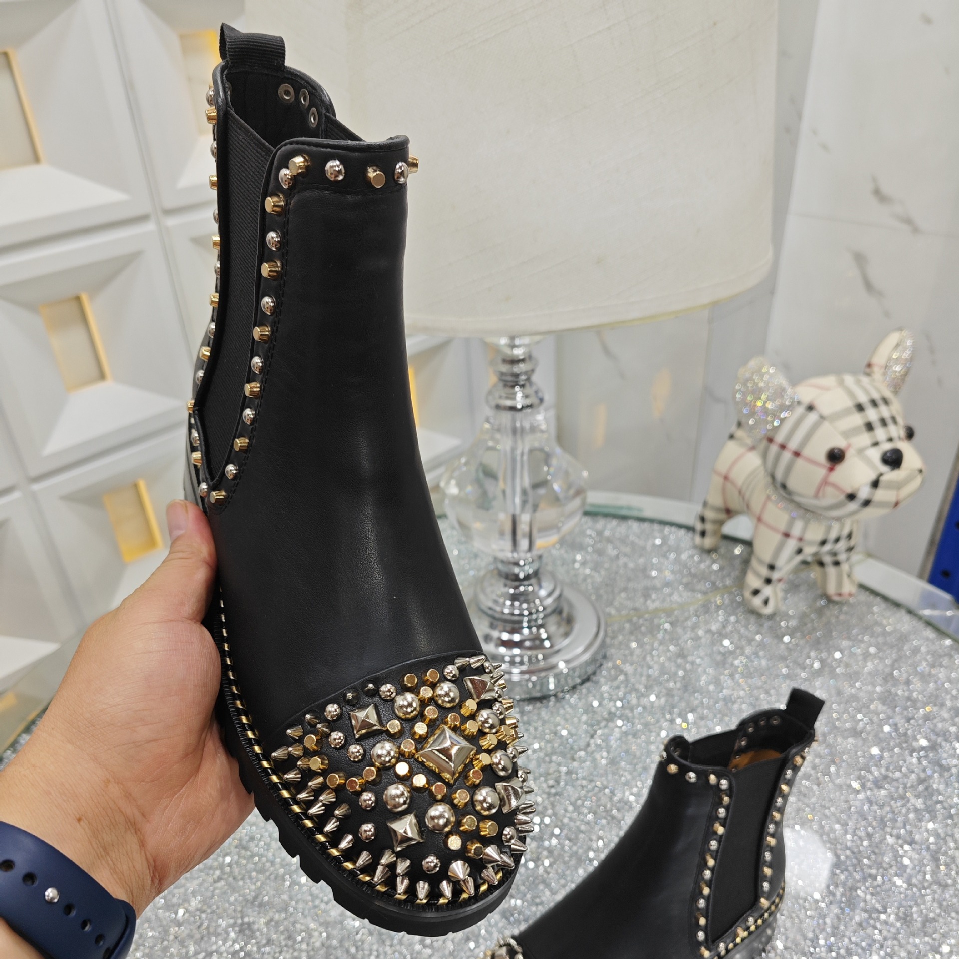 a2c9be5d3022d53f877f981a84fe61