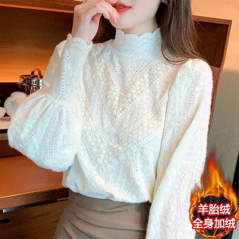 2022 Autumn and winter new pattern Plush thickening Lace Base coat Half a Internal lap Western style Jacobs Long sleeve jacket