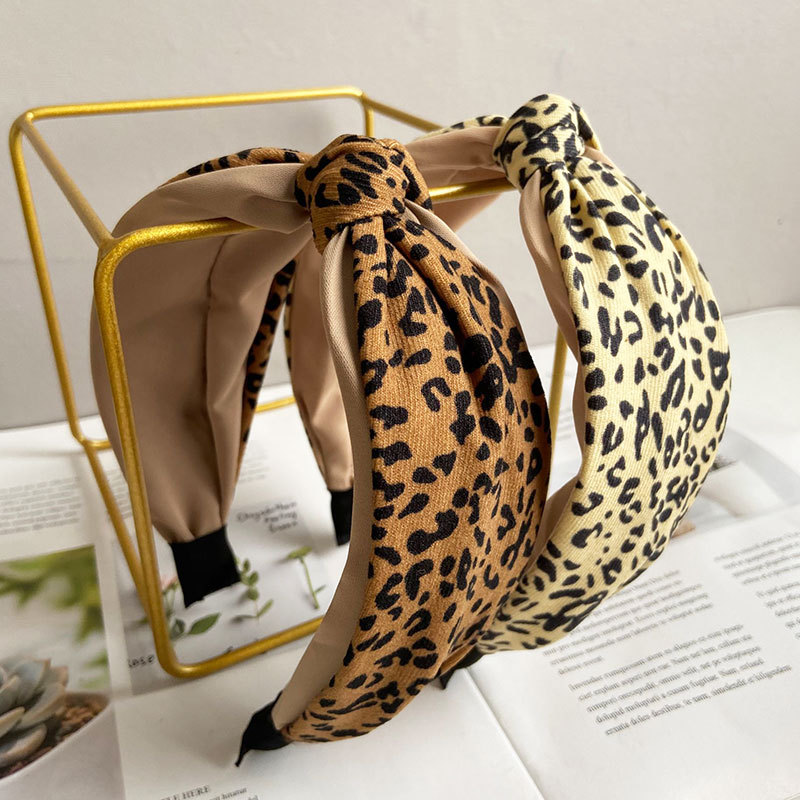 Women's Ig Style Retro Leopard Cloth Hair Band display picture 3