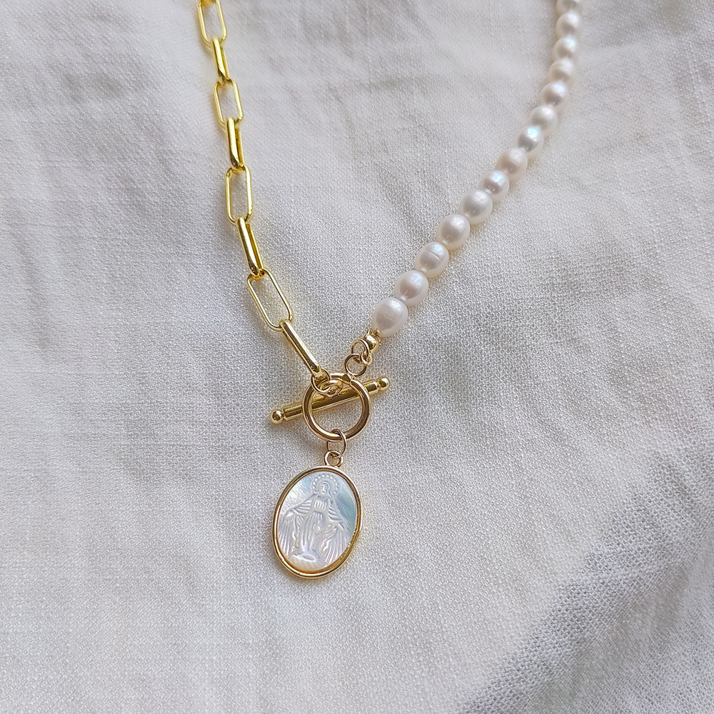 18K Gold Plated Plating Modern Style Faith Oval Freshwater Pearl Shell Copper 18k Gold Plated Pendant Necklace In Bulk