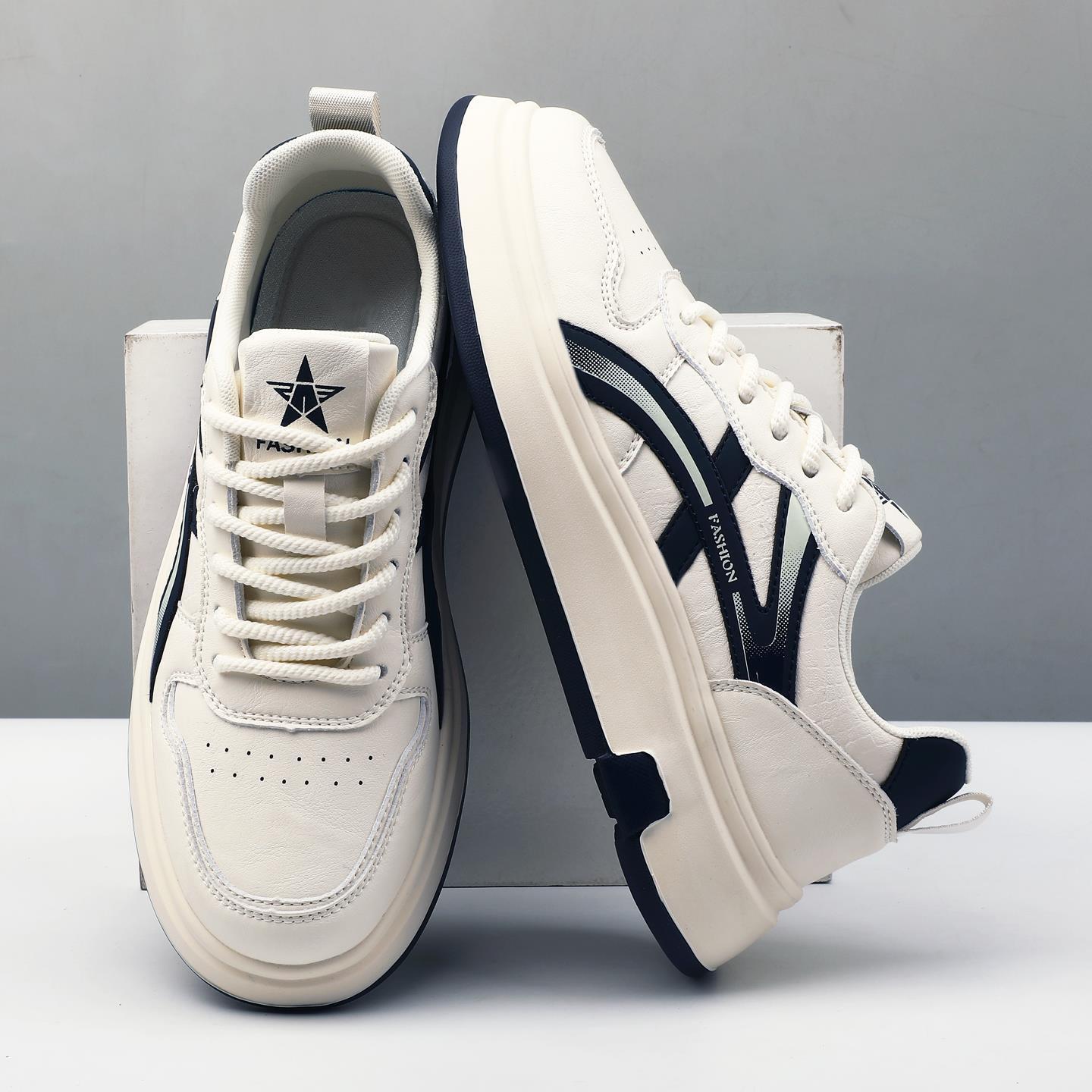 Fashionable breathable shoes for leisure