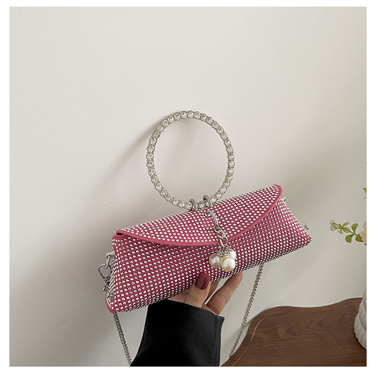 Women's Small Pu Leather Solid Color Elegant Vintage Style Magnetic Buckle Evening Bag display picture 2