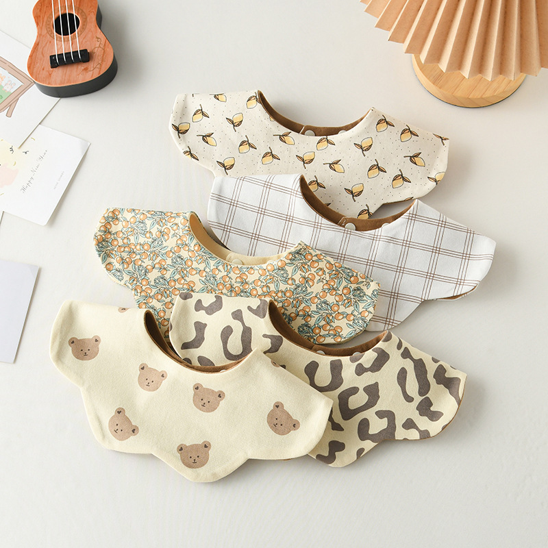 K**Y Same Style Baby Petal Saliva Towel Double-Sided Usable Newborn Saliva Towel Food Supplement Bib Absorbent Saliva Pocket