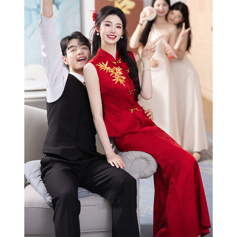 新しい中国風の花嫁乾杯ドレス 2025 新しいライト高級ニッチチャイナドレスワインレッドの婚約ドレス女性のスーツ結婚式|undefined