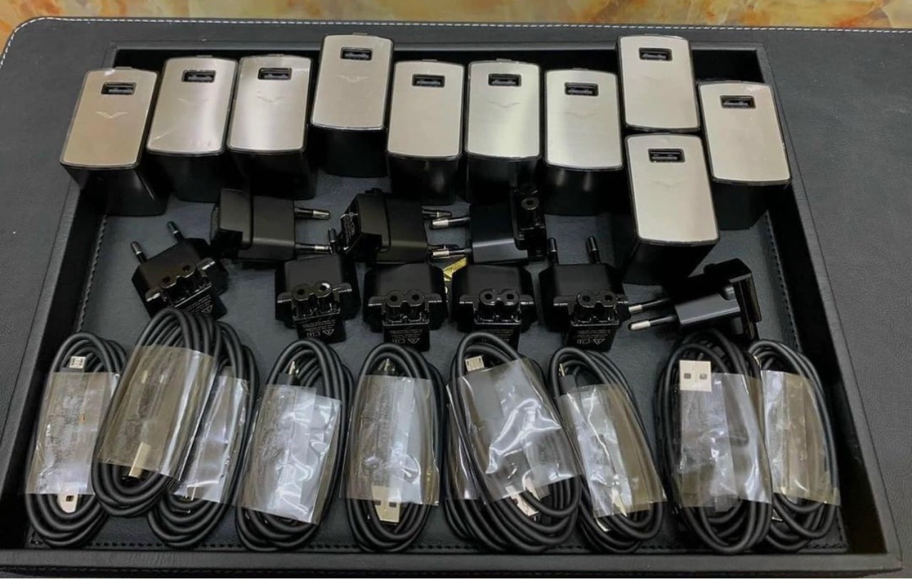 适用于威图充电器Vertu charger