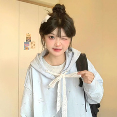 韓国系の砕花レースのリボンと帽子のカーディガンの女性の秋冬のベルベットの厚い怠惰な風のoversizeコート