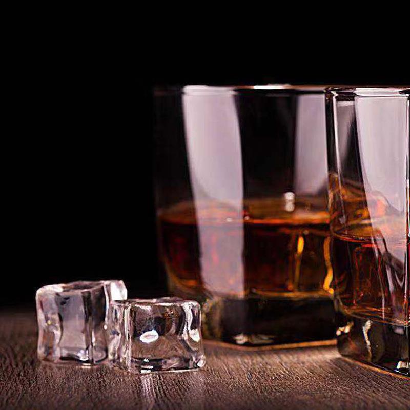 Fake ice cube photography props acrylic square square square simulation transparent ice particles shooting accessories crystal stone