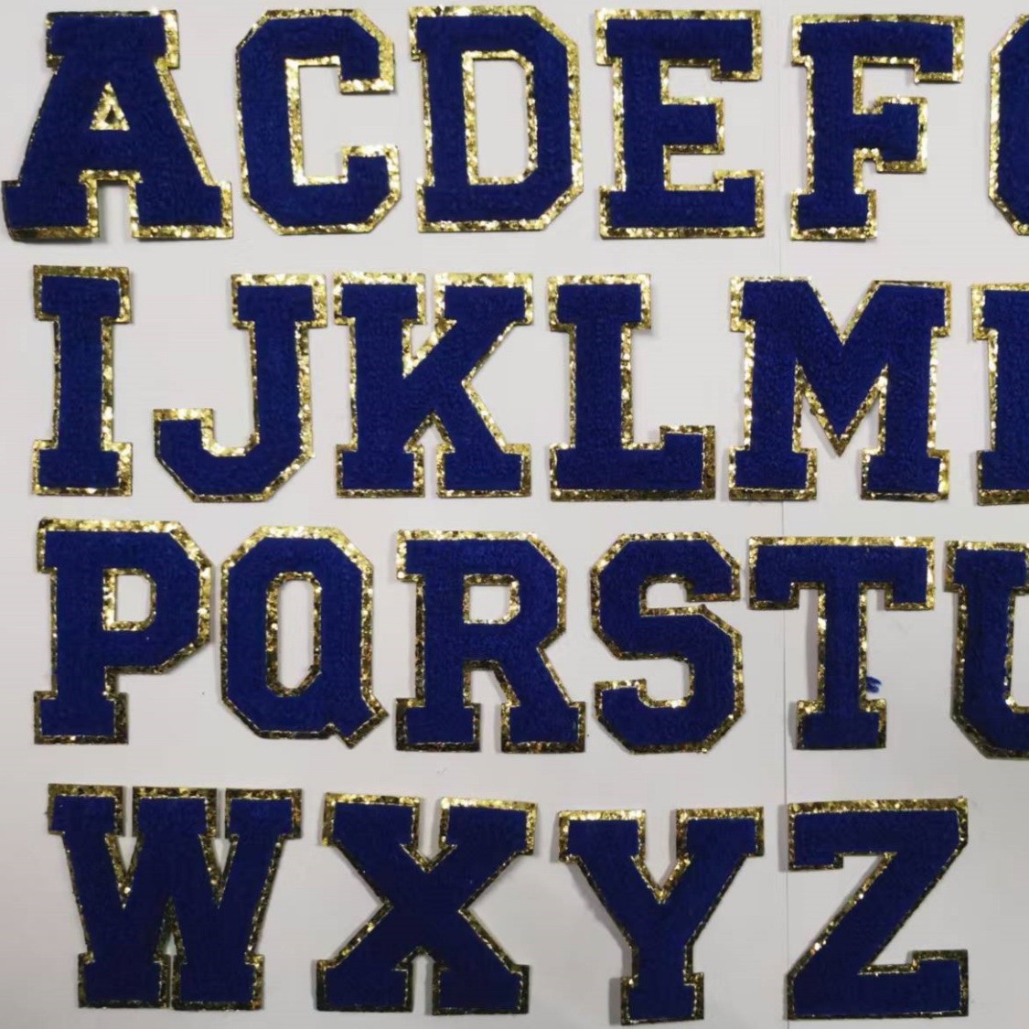 田岛机高品质毛巾绣字母章