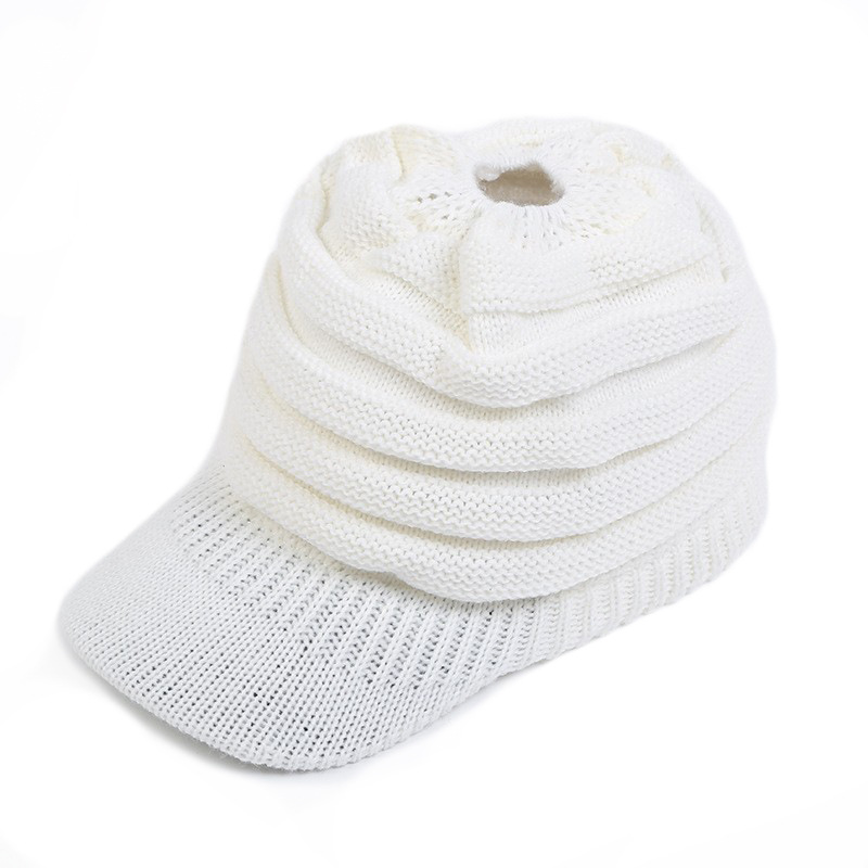 Klassische europäische und amerikanische Strickmütze, warme Strickmütze, Damen-Strickmütze mit offenem Himmel, Pferdeschwanz-Strickmütze, Entenschnabel-Wintermütze für Wärme – Detail 2