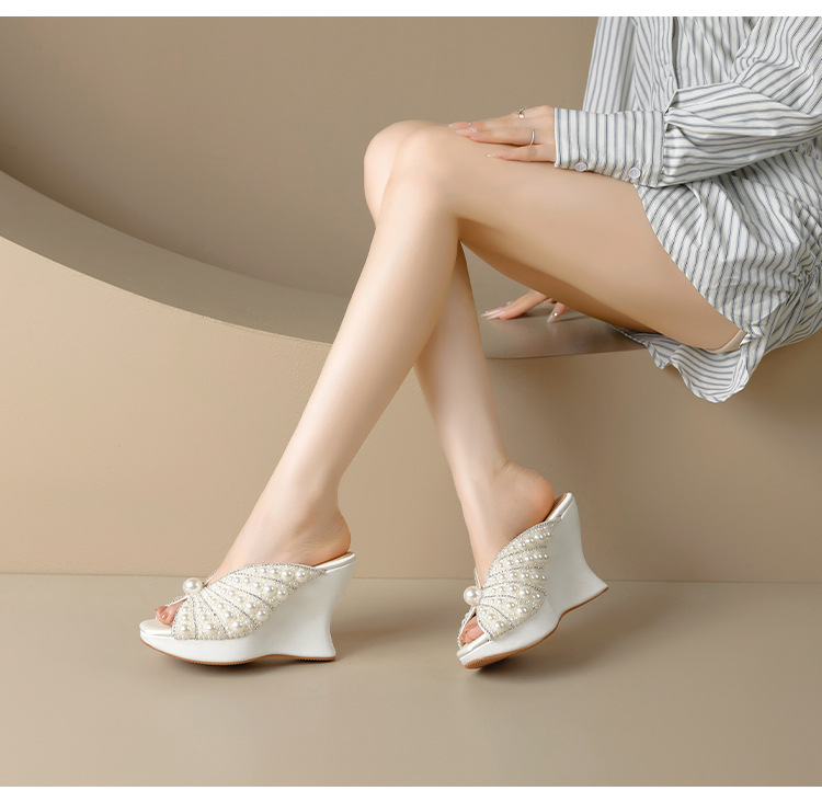 Sandal cao gót nữ đế xuồng 9cm quai ngang đính cườm ngọc trai — Màu đen, Màu trắng sữa chi tiết 12