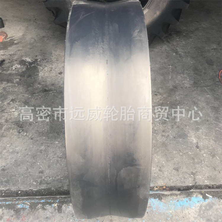 徐州徐轮甲字轮胎1100-20压路机轮胎光面轮胎胶轮工程轮胎