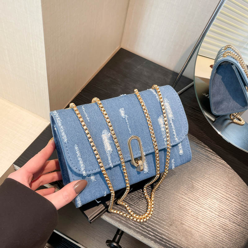 Bolsos pequeños para mujer 2025 primavera nuevo bolso de mensajero casual de alta gama bolso cuadrado pequeño de moda bolso de hombro de moda