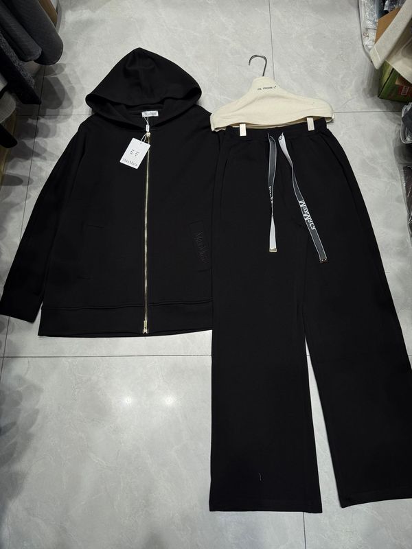 秋冬连帽开衫卫衣女2025新款拉链外套减龄宽松休闲运动上衣两件套|undefined