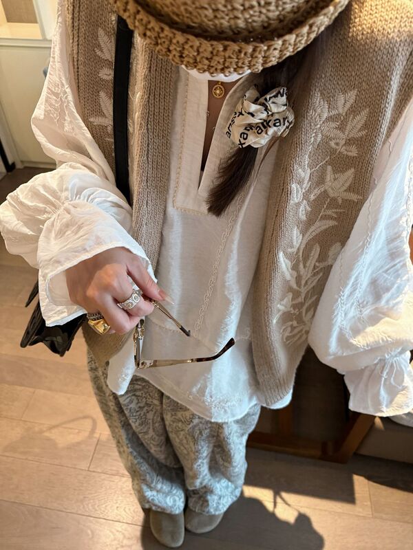 羊毛花式纱绣花肌理感马夹宽松V领针织无袖开衫上衣春秋季女马甲|undefined