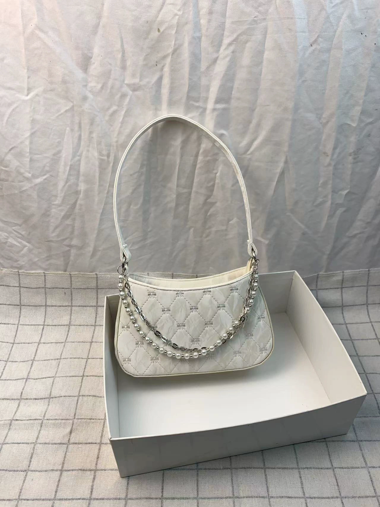 Плечевая сумка с металлической цепью, сумка через плечо, стеганый стиль, маленькая косметика (розовый/бежевый)