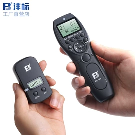 相机电池;相机充电器;读卡器