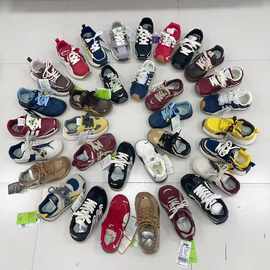 品牌撤柜德迅男女童鞋杂款潮牌皮面防水运动鞋阿甘鞋学生跑步鞋子