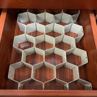 18�����ɽM�ϳ���ռ{�����C��ϸ�����������Ƭ�䳲��ϸ���